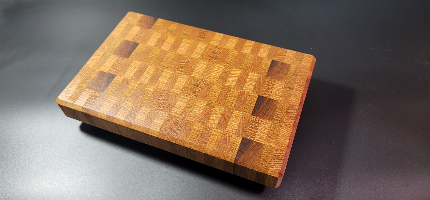 End Grain Cutting Board