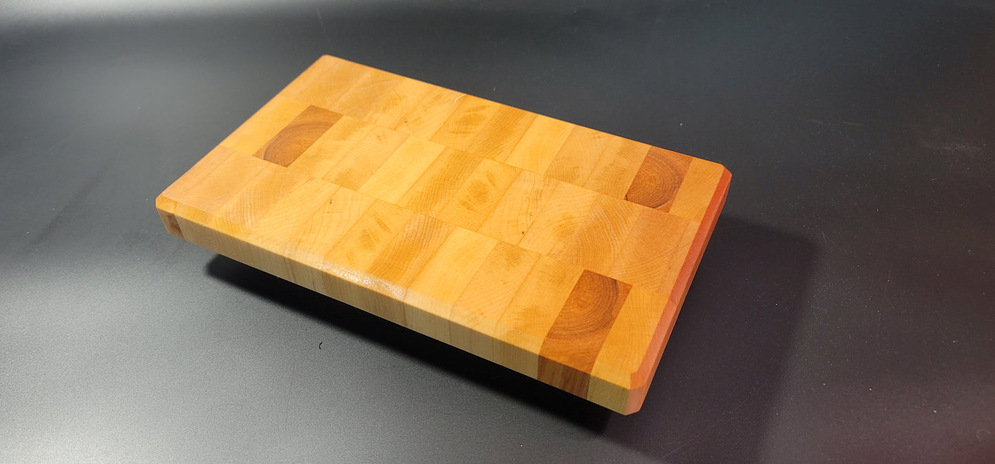 End Grain Cutting Board