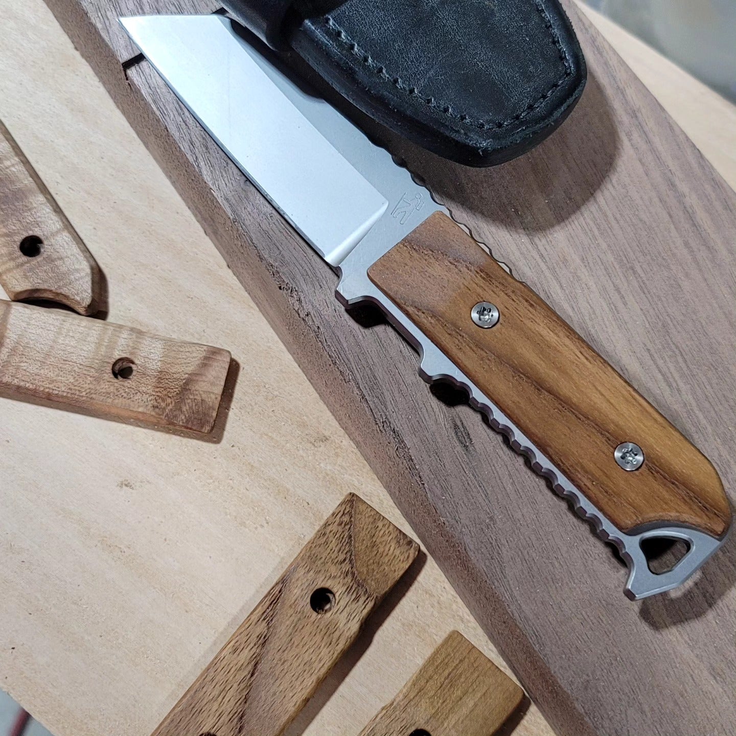 Dauntless Manufacturing Hiker Scales